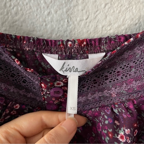 Kirra Pac Sun Sheer Purple Floral Tank Top - Picture 6 of 9